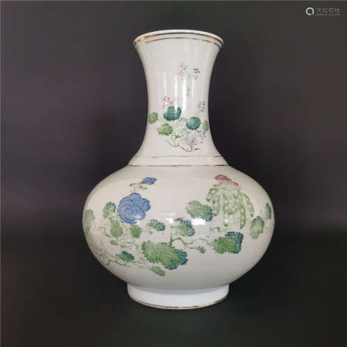 A Famille Rose Vase Republic of China