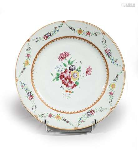 ASSIETTE en porcelaine décor floral. \nCompagnie de…