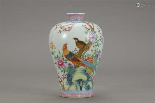 A Chinese Famille Rose Flower&Bird Pattern Porcelain Plum Vase