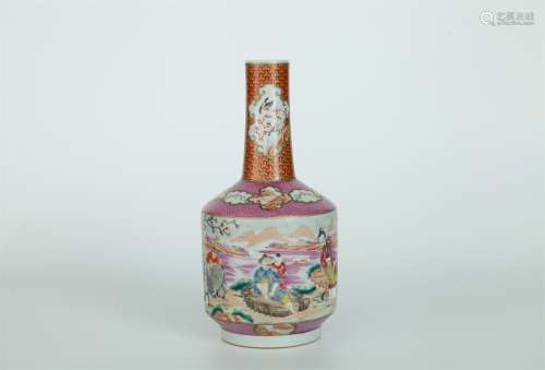 A Chinese Guangcai Porcelain Vase