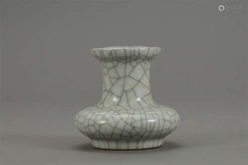 A Chinese Treen Holes Porcelain Flower receptacle