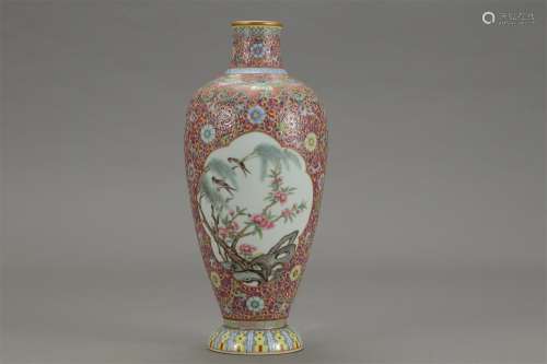 A Chinese carmine Famille Rose Flower&bird Porcelain Vase