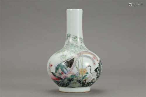 A Chinese Flower&Bird Pattern Famille Rose Porcelain Vase