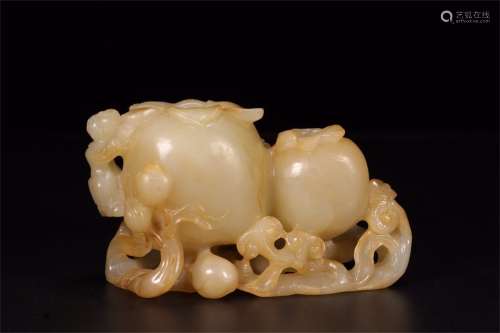 A Chinese Carved Hetian Jade Water Washer