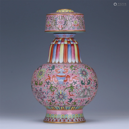 CHINESE FAMILLE ROSE FLOWER PORCELAI…