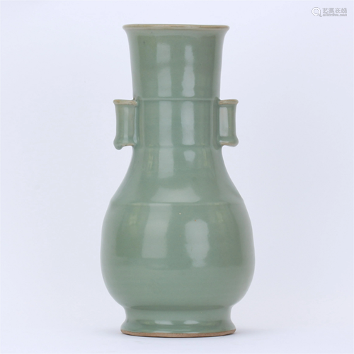 CHINESE PORCELAIN CELADON GL…