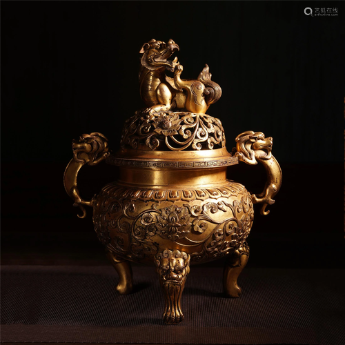 CHINESE GILT BRONZE TRIPLE FEET DOU…