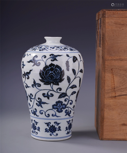 CHINESE BLUE AND WHITE PORCELAIN MEIPI…