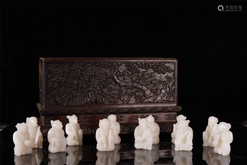 A SET OF CHINESE WHITE JADE CARVEING B…