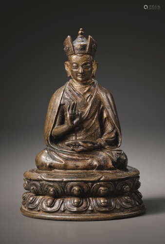 西藏十七世纪 九世噶玛巴旺秋多吉像