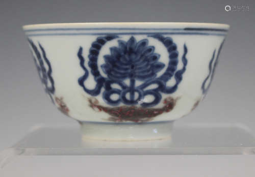 A Chinese Ming style underglaze blue and red porcelain teabowl, mark of Chenghua but probably 20th