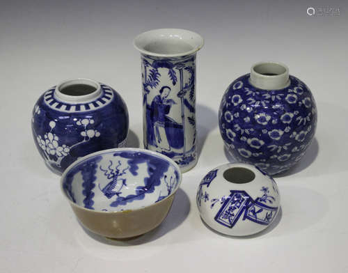 A group of Chinese blue and white porcelain, 18th century and later, comprising a Batavian export