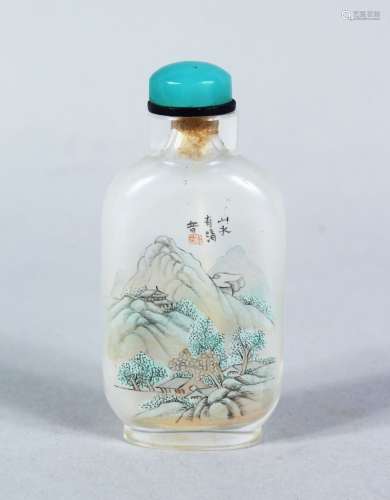 A GOOD 19TH / 20TH CENTURY CHINESE REVERSE PAINTED GLASS SNUFF BOTTLE, the body decorated with two