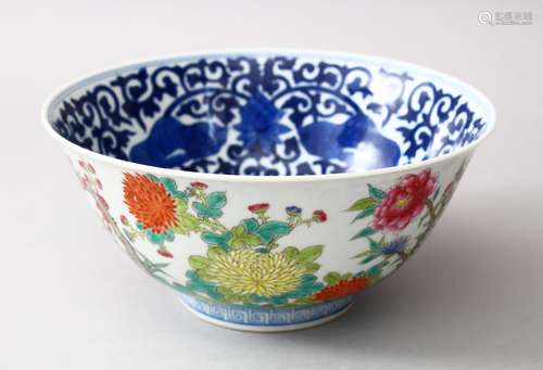 A GOOD CHINESE FAMMILE ROSE PORCELAIN BOWL, the interior with underglaze blue decoration of lotus,