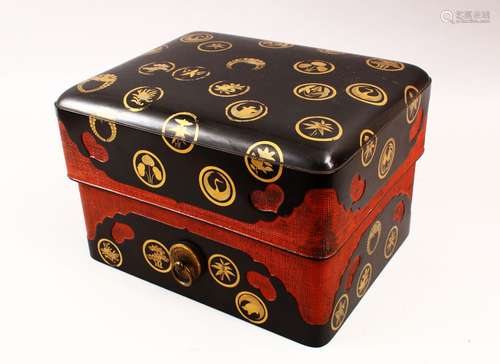 A GOOD JAPANESE MEIJI PERIOD LACQUER & GILT DECORATED LIDDED BOX , the box decorated with gold