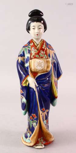 A GOOD 19TH CENTURY JAPANESE KUTANI PORCELAIN FIGURE OF A GEISHA GIRL, the body decorated with