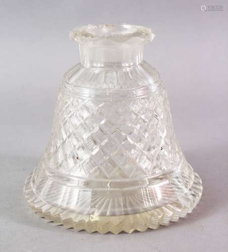 A FINE QUALITY 19TH CENTURY CUT GLASS HUQQA BASE, probably english, 