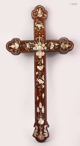 A GOOD 19TH CENTURY CHINESE HARDWOOD AND MOTHER OF PEARL INLAID CRUCIFIX, 46CM X 23CM.