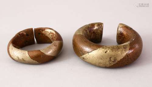 TWO ASIAN COPPER / ALLOY BRACELETS, 9CM & 7CM.