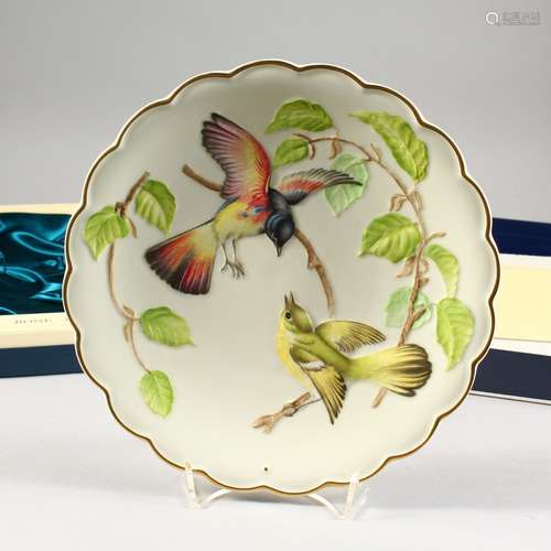 A SET OF TWELVE ROYAL WORCESTER PLATES 