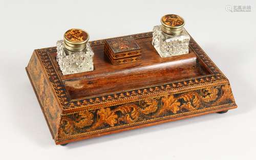 A GOOD TUNBRIDGE WARE MARQUETRY AND PARQUETRY TABLE INKSTAND, inlaid with scrolls and flowers, inset