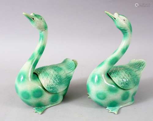 A GOOD PAIR OF CHINESE GREEN GROUND PORCELAIN GEESE / DUCK CENSERS & COVERS, both in original boxes,