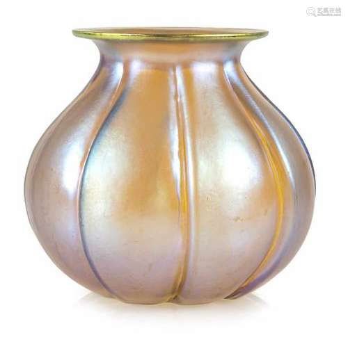 ART DECO VASE