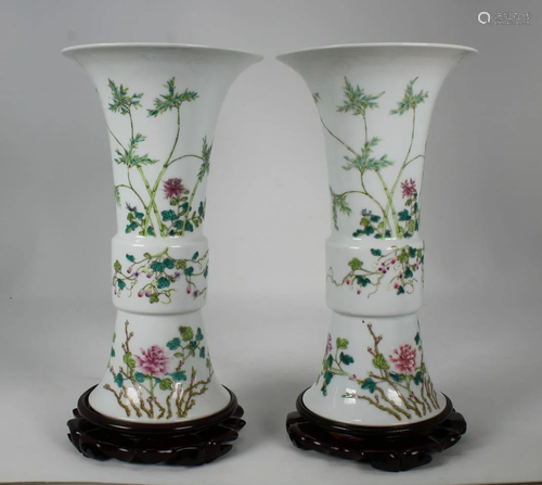 Pair of Signed Chinese Porcelain Floral V…