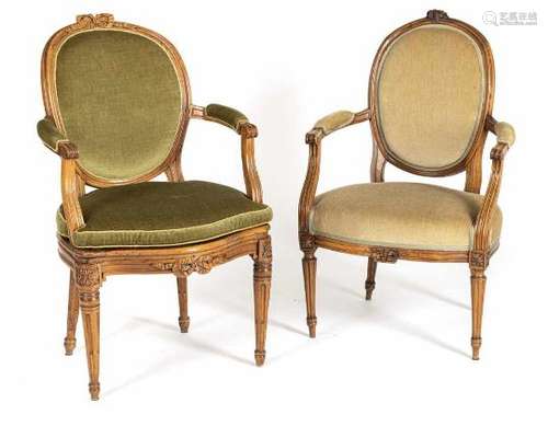 2 LOUIS-XVI-FAUTEUILS, UM 1780