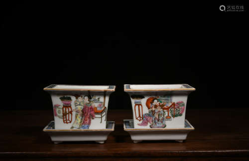 A Pair of Chinese Famille Rose Porcelain Flower Pots