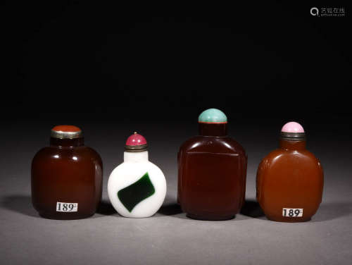 A set of Chinese Snuff Bottle, 4pcs