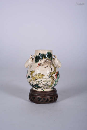 A Chinese Ge Kiln Multi Colored Porcelain Vase