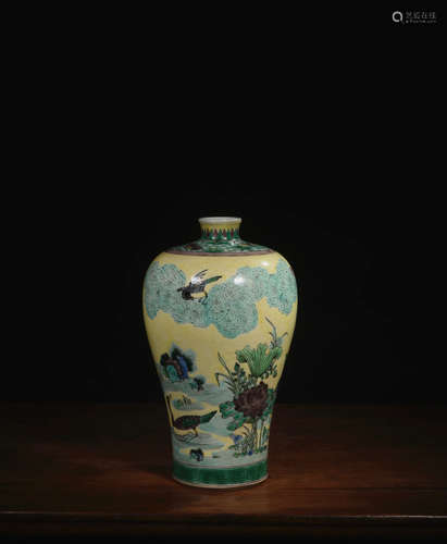 A Chinese Multi Colored Flower&Bird Pattern Porcelain Vase