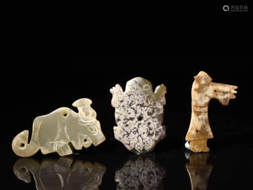 A Set of Chinese Jade Figure, Beast and Toad