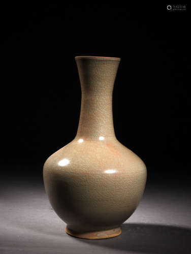 A Chinese Ru Kiln Porcelain Flask