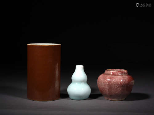 A Set of Chinese Monochromatic Porcelain Utensils, 3pcs