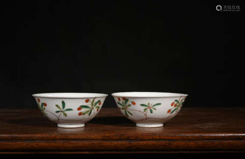 A Pair of Chinese Flower&butterfly Pattern Porcelain Bowls