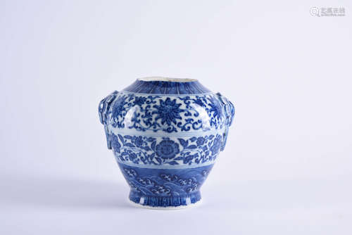 A Chinese Blue and White Floral Porcelain Zun