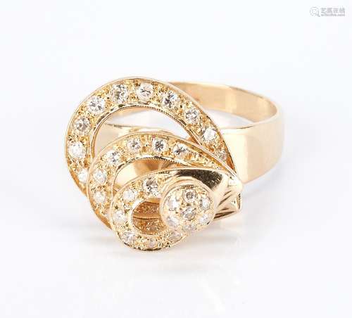 Ladies 14K Spinning Top Diamond Ring