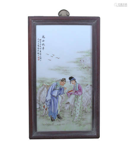 A CHINESE FAMILLE ROSE PORCELAIN PLATE PAINTING