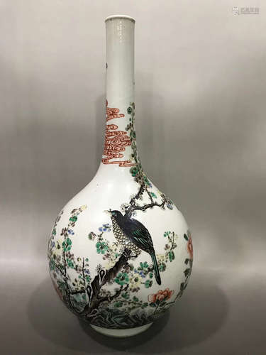 A CHINESE MULTI COLORED FLOWER&BIRD PATTERN PORCELAIN VASE