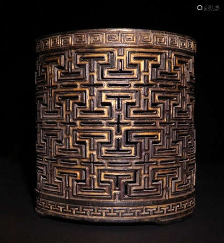 A ZITAN WOOD CARVED BRUSH POT WITH AUSPICIOUS PATTERN