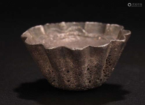 A DINGFANZHOU SILVER INGOT