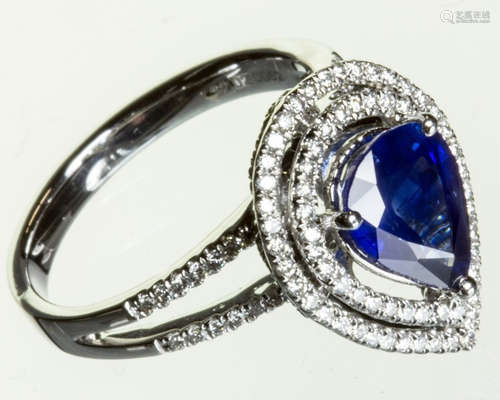 A NATURAL SRI LANKA SAPPHIRE DIAMOND INLAY RING