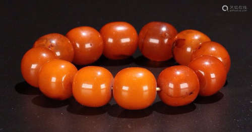 AN AMBER BRACELET