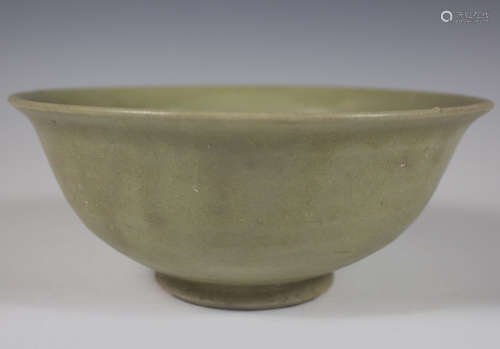 A LONGQUAN YAO GREEN GLAZE BOWL