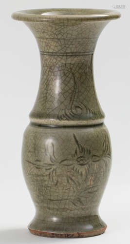 A MING DYNASTY STYLE LONGQUAN YAO VASE