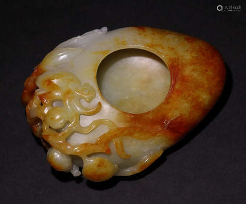 A HETIAN JADE BRUSH WASHER CARVED WITH MONKEY