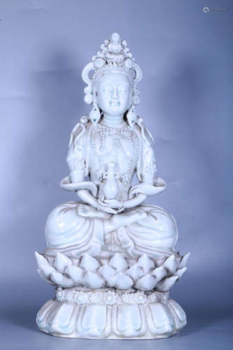 CELADON GLAZED 'GUANYIN' SEATED FIGURE