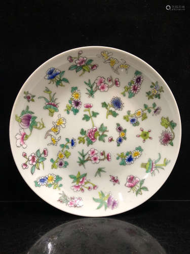 A Chinese Famille Rose Flower&butterfly Porcelain Plate